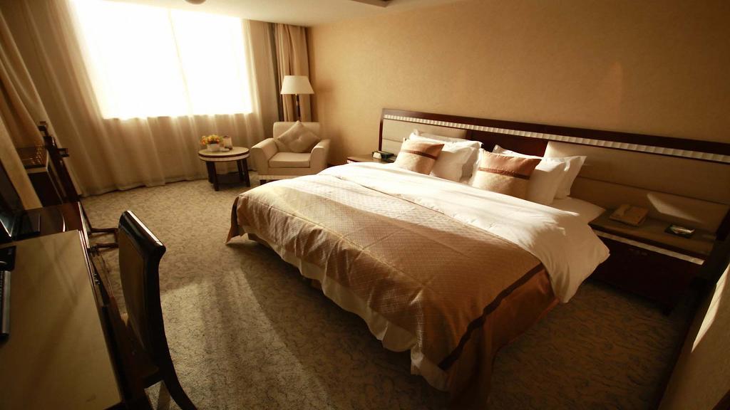 Kunming Zhongyu Hotel Exterior photo